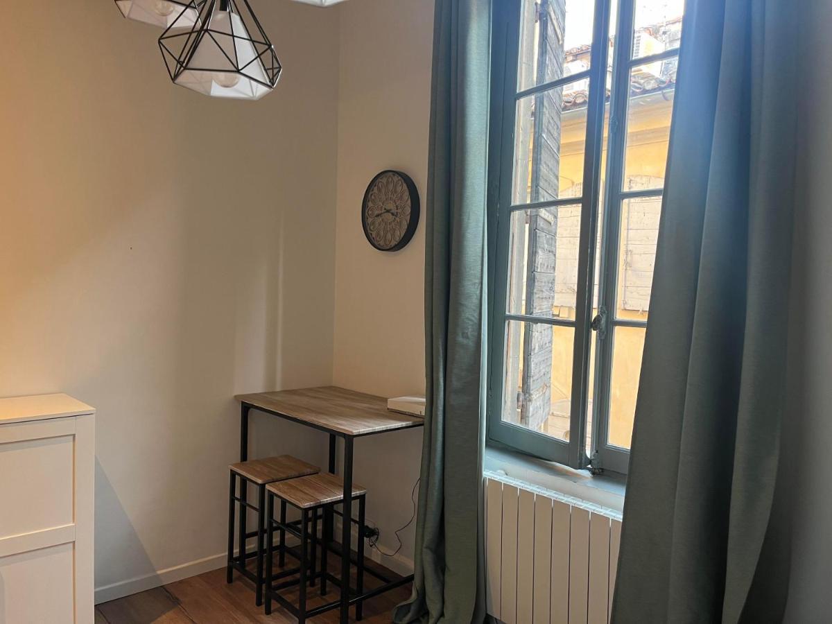 Appartement Studio En Plein Coeur Du Centre D'Arles Extérieur photo